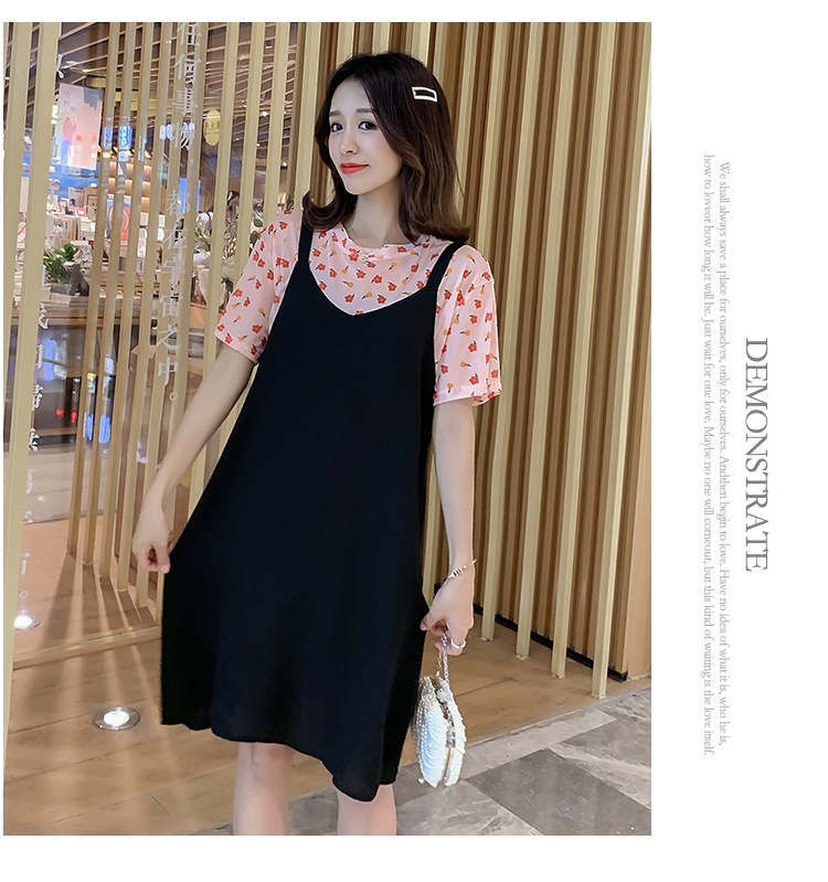 Dress4614 ชุดเดรสกระโปรงทรงปล่อยสีดำซิปหลังผ้าโพลีเนื้อดี พร้อมเสื้อตัวในลายดอกไม้โทนสีส้มผ้าเนื้อดียืดหยุ่นสูง งานสวยน่าใส่ ผ้านุ่มใส่สบาย แมทช์ได้ลงตัว ใส่เที่ยว/ใส่ทำงานได้