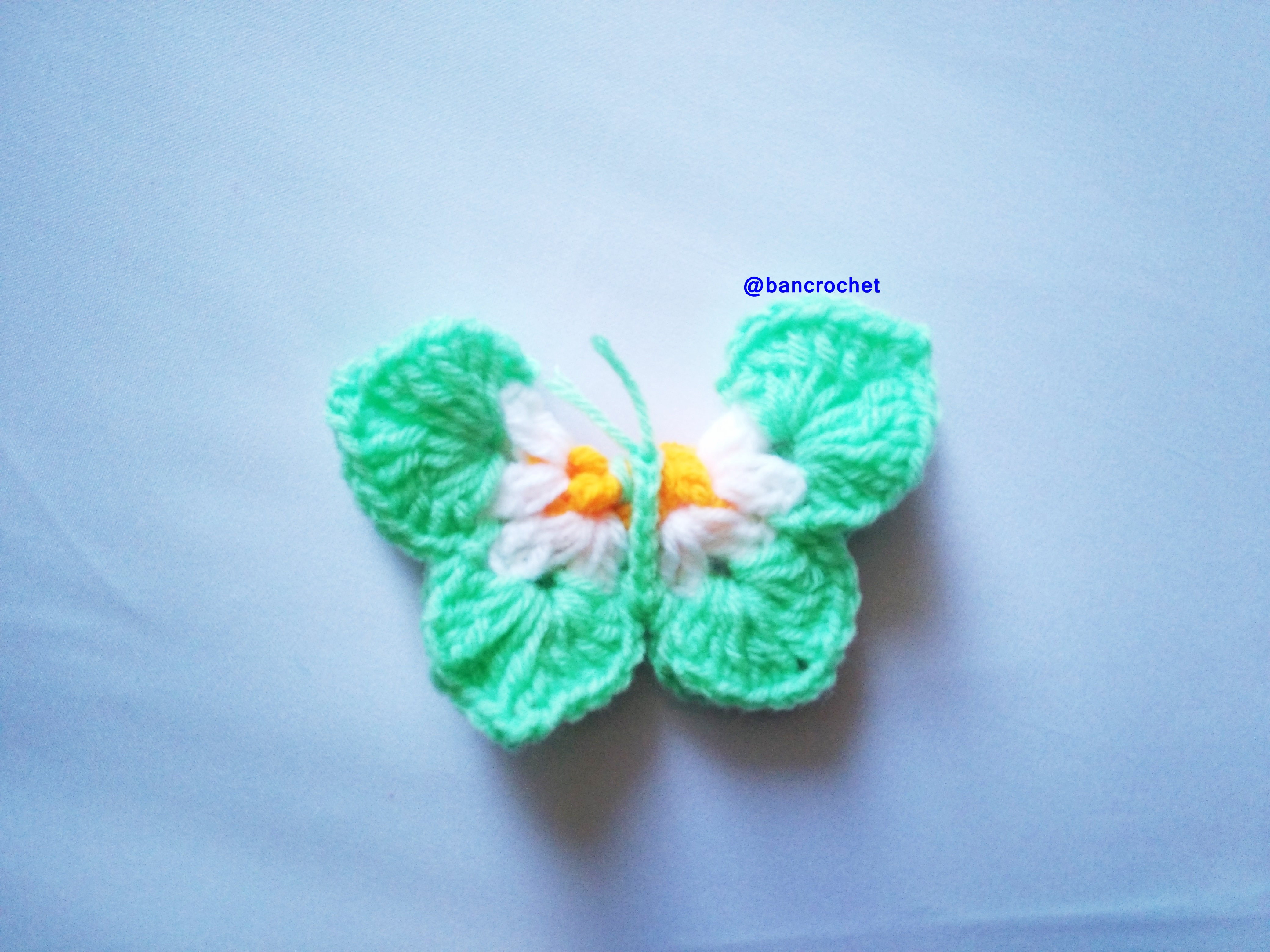 Bancrochet ผีเสื้อถักโครเชต์ Crochet Butterfly หลากสี 3x2 นิ้ว