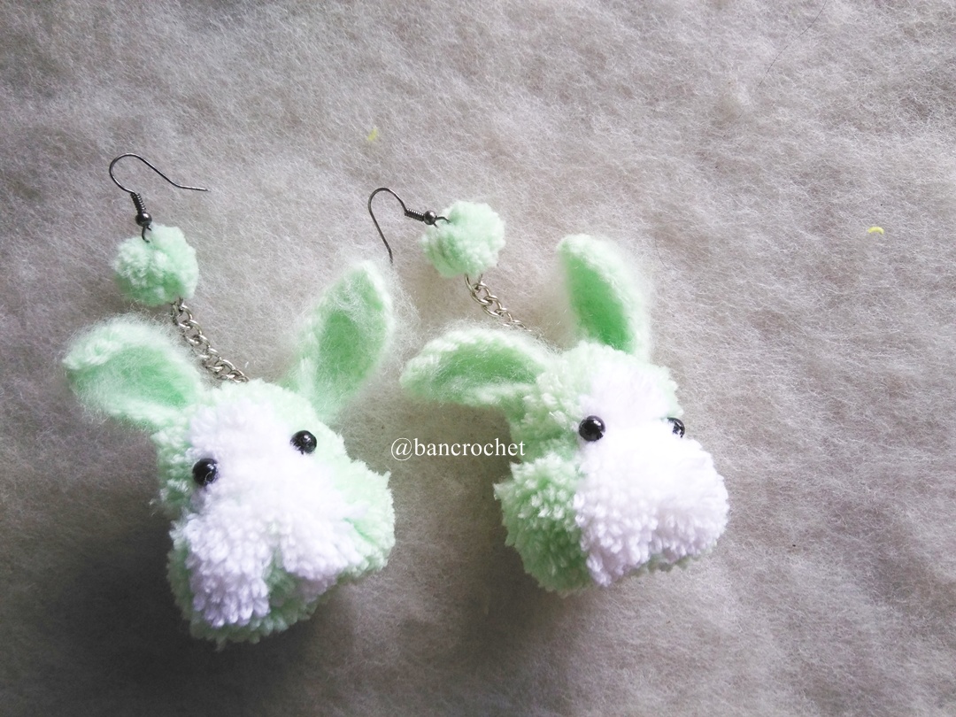 ต่างหูถักกระต่ายปอมปอม earrings pompoms หลากสี