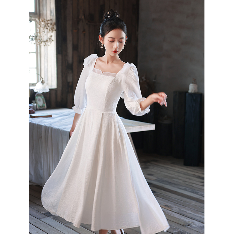 ชุดราตรี ชุดราตรีสวยหรู แบบ ทันสมัย Evening dress