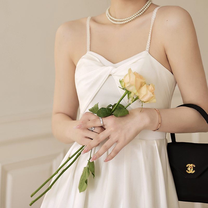ชุดราตรี ชุดราตรีสวยหรู แบบ ทันสมัย Evening dress