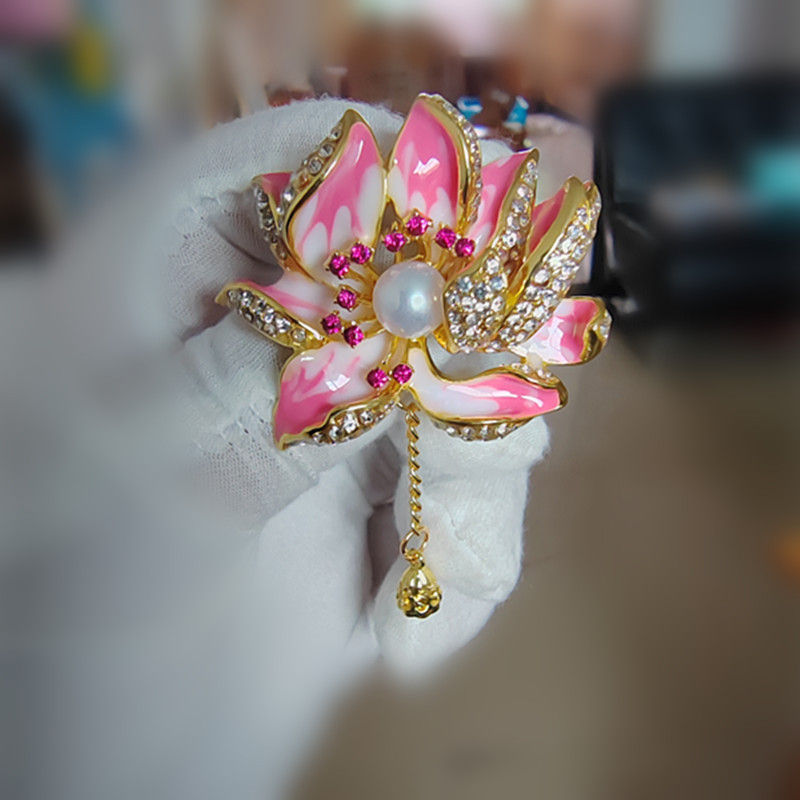 เข็มกลัด เข็มกลัดสวยๆ เข็มกลัดติดเสื้อ Brooch