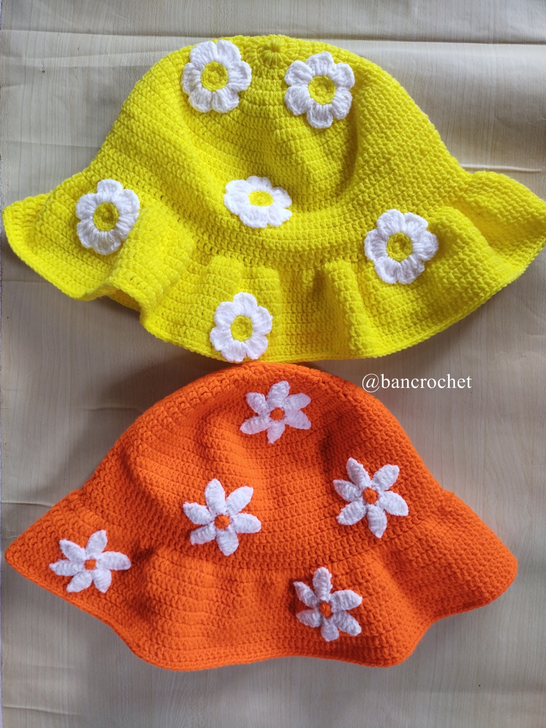 Bancrochet หมวกถักโครเชต์ประดับดอกไม้ crochet hat