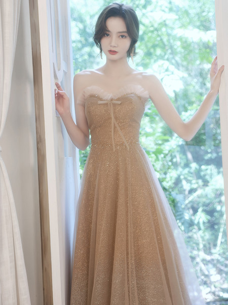 ชุดราตรี ชุดราตรีสวยหรู แบบ ทันสมัย Evening dress