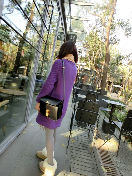 Sweater เสื้อไหมพรมถักตัวยาว สีม่วง ใส่ตัวเดี๋ยวได้เลยเก๋ๆ ยืดได้เยอะ ม่วง