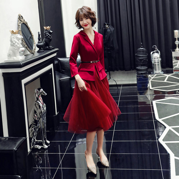 ชุดราตรี ชุดราตรีสวยหรู แบบ ทันสมัย Evening dress