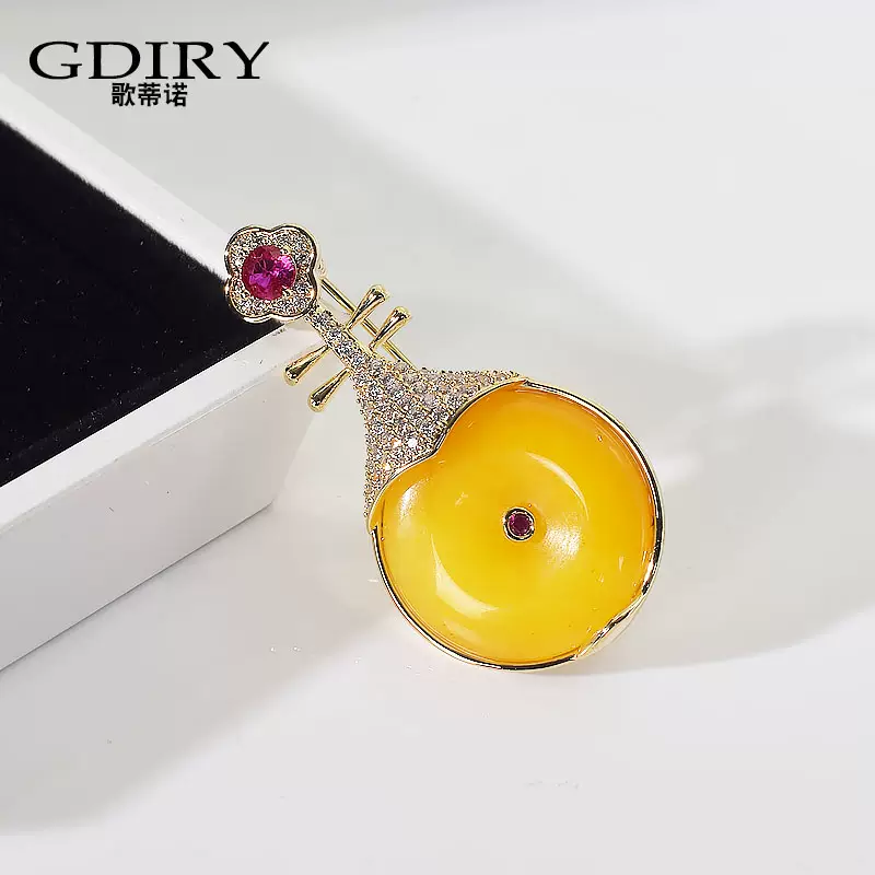 เข็มกลัด เข็มกลัดสวยๆ เข็มกลัดติดเสื้อ Brooch