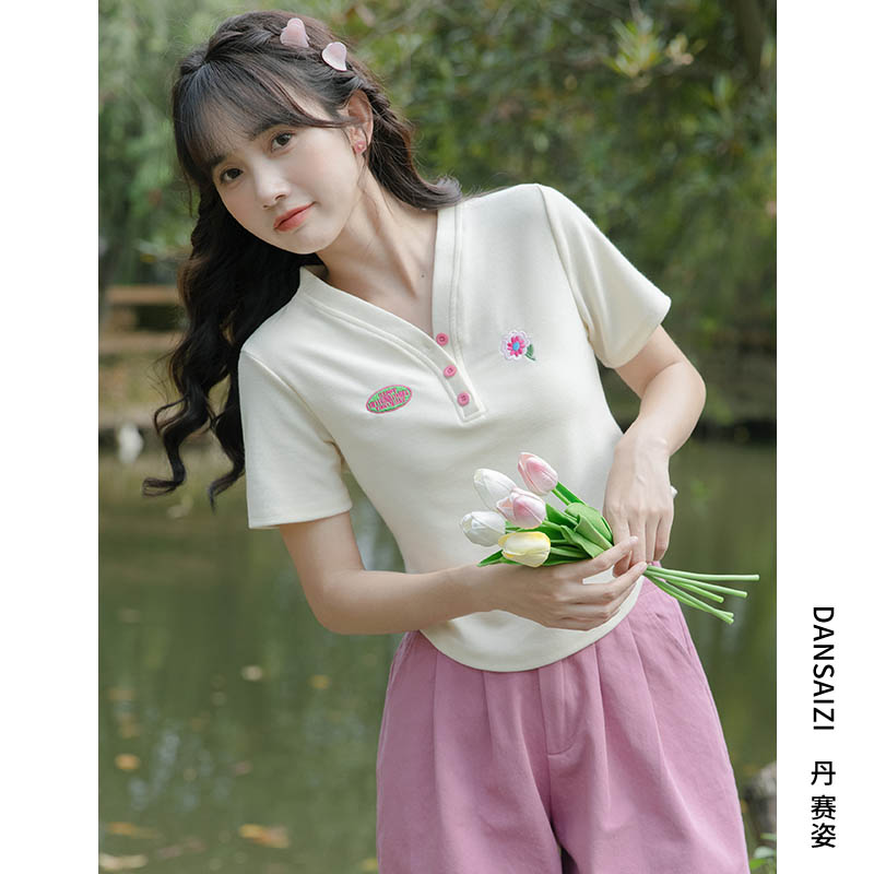 เสื้อผ้าวัยรุ่นเกาหลี เสื้อยืดวัยรุ่นผู้หญิง มีขนาด S M L XL