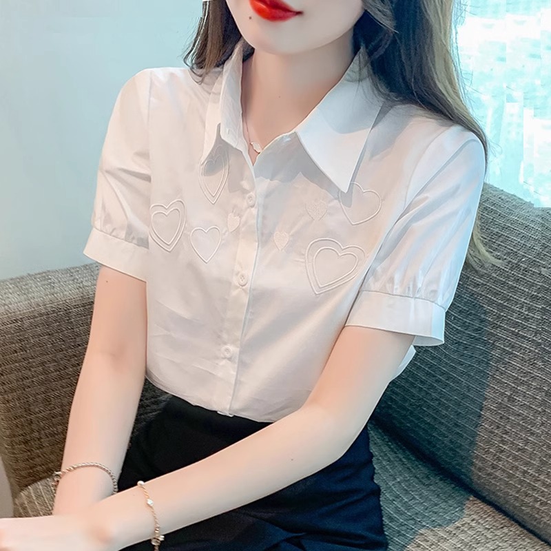 เสื้อเชิ้ตผู้หญิงใส่ทํางาน 390 บาทต่อชิ้น ฟรีค่าจัดส่ง