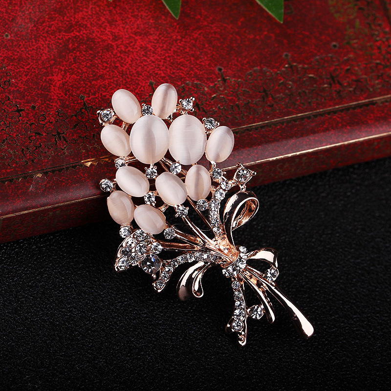 เข็มกลัด เข็มกลัดสวยๆ เข็มกลัดติดเสื้อ Brooch