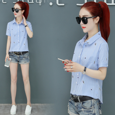 เสื้อผ้าแฟชั่นผู้หญิง เสื้อเชิ้ตแบบฮิตๆ