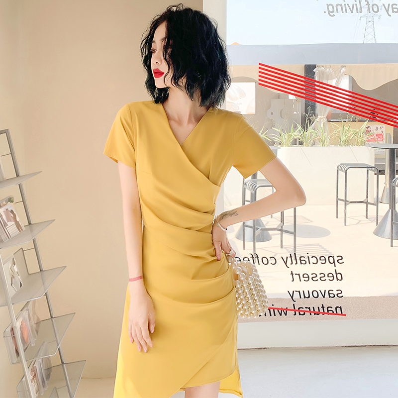 ชุดราตรี ชุดราตรีสวยหรู แบบ ทันสมัย Evening dress