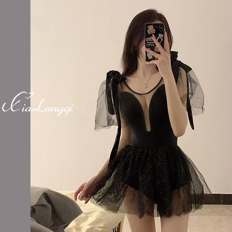 ชุดว่ายน้ำผู้หญิง ชุดว่ายน้ำน่ารัก Bikini ชุดไปทะเล