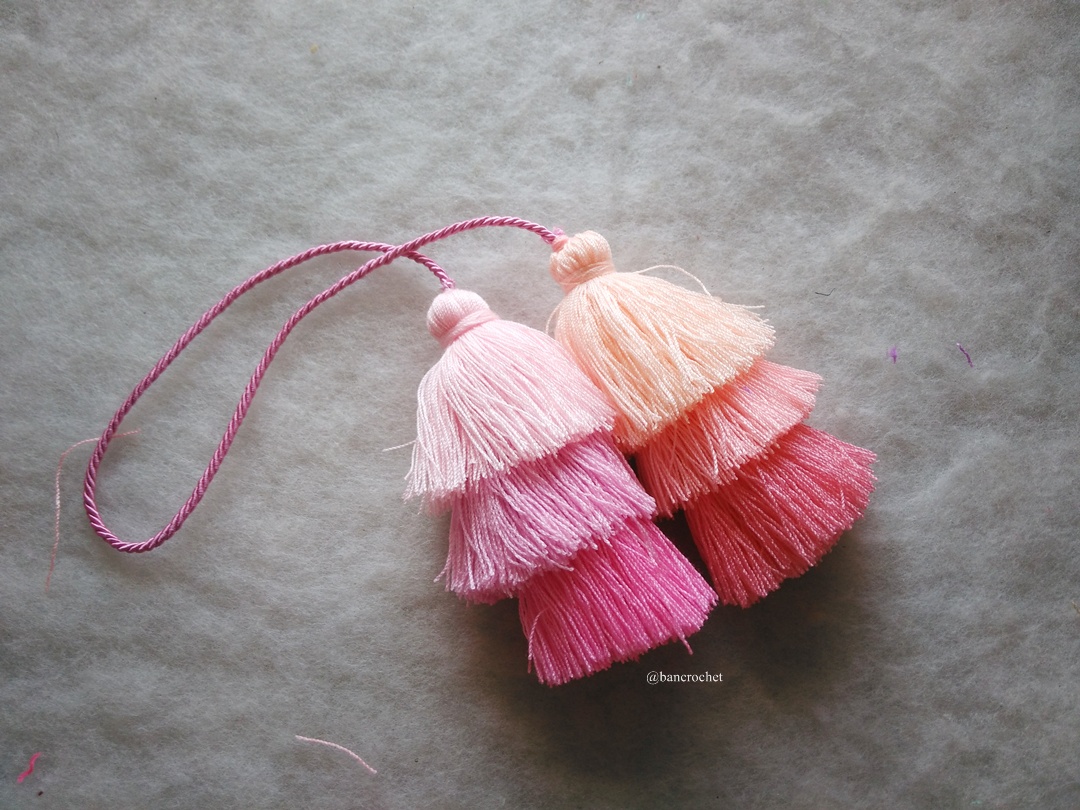 พวงกญแจพู่แขวนกระเป๋า Tassel keychains หลากสี 5.5-6 นิ้ว