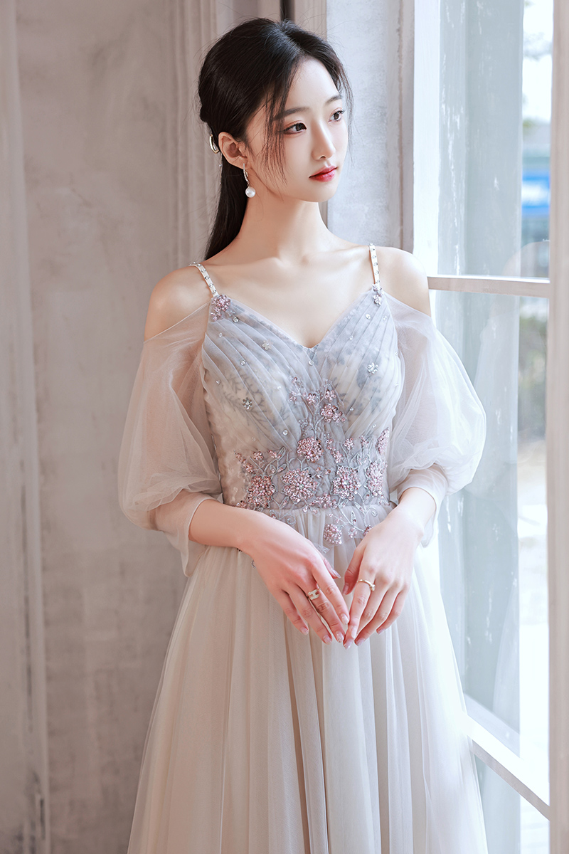 ชุดราตรี ชุดราตรีสวยหรู แบบ ทันสมัย Evening dress