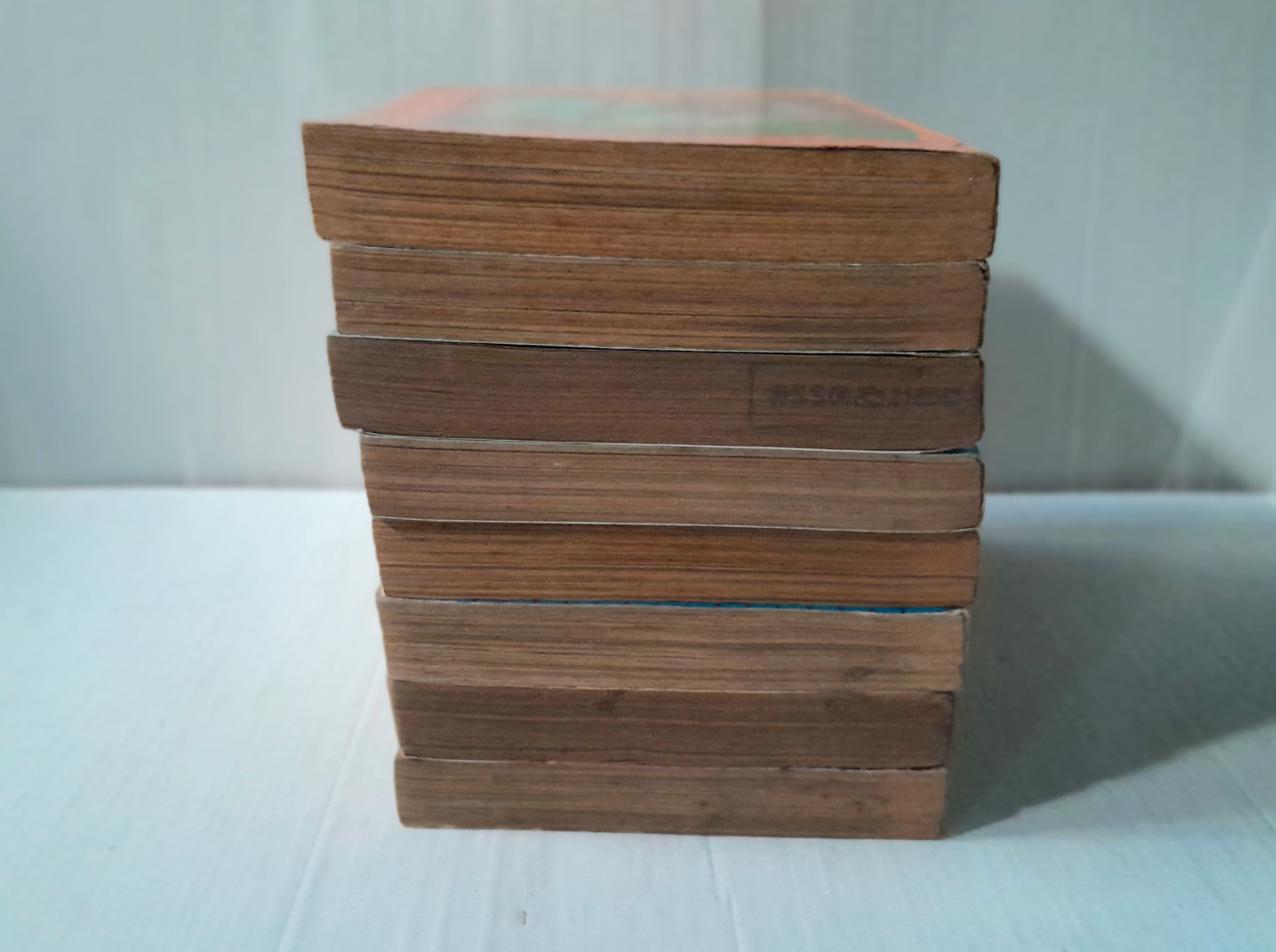 พลิกตำนานมหัศจรรย์ 8 เล่มจบ / YUKAKO MIDORI