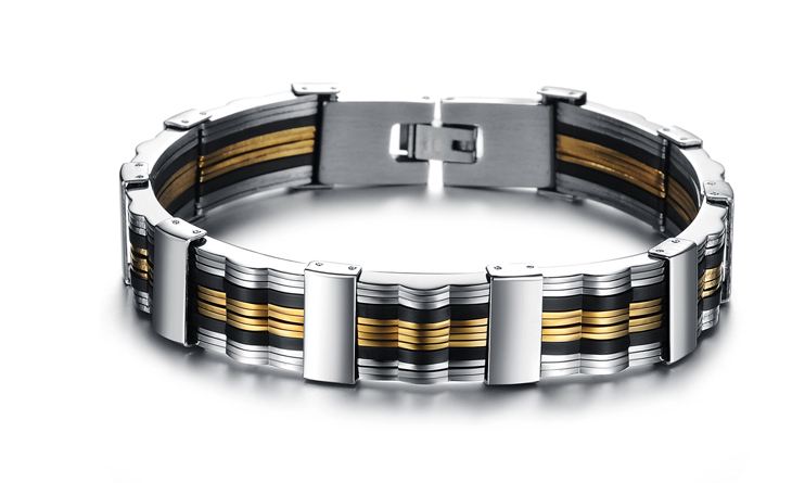 สร้อยข้อมือผู้ชาย กำไลข้อมือผู้ชาย 316L Stainless Steel ผสมผสานกับ Silicone สีดำ อย่างลงตัว ขั้นด้วยสีทอง สุดหรู no 622071