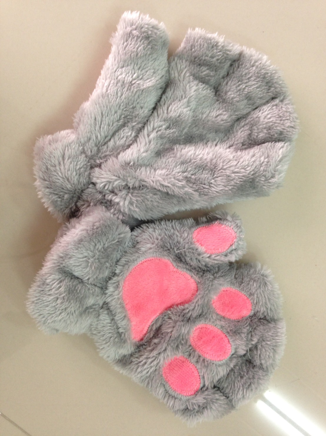 ถุงมือกันหนาว ขนแมวนุ่มๆ ใครชอบแนวแบ๊วๆ ห้ามพลาด