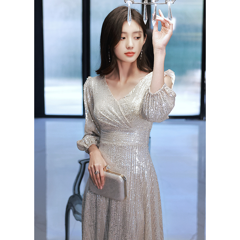 ชุดราตรี ชุดราตรีสวยหรู แบบ ทันสมัย Evening dress