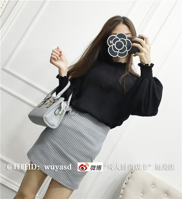 เสื้อแฟชั่นแขนยาว ผ้าเนื้อดีมีลายในตัว ถ่ายจากสินค้าจริง ทรงสวย งานดีเลยจ้า พร้อมส่ง