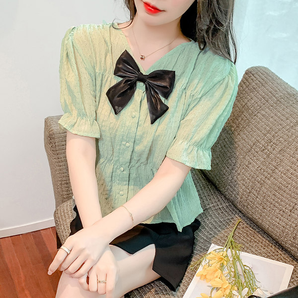 เสื้อเชิ้ตแขนยาววัยรุ่น ลายสวยๆ แบรนด์ YIL AN
