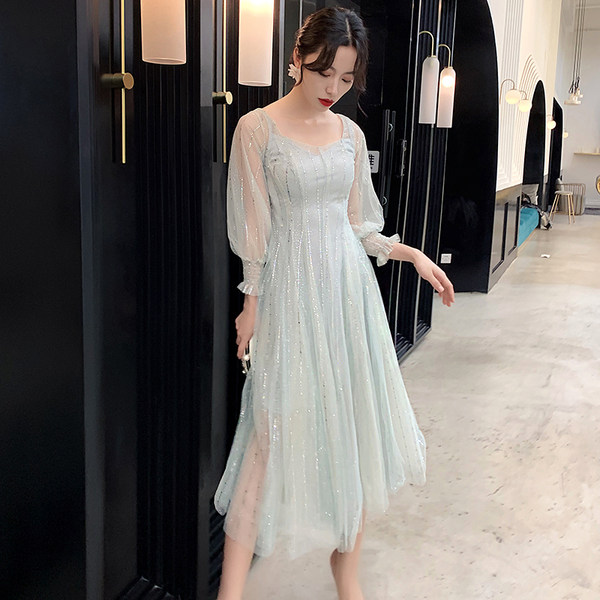 ชุดราตรี ชุดราตรีสวยหรู แบบ ทันสมัย Evening dress