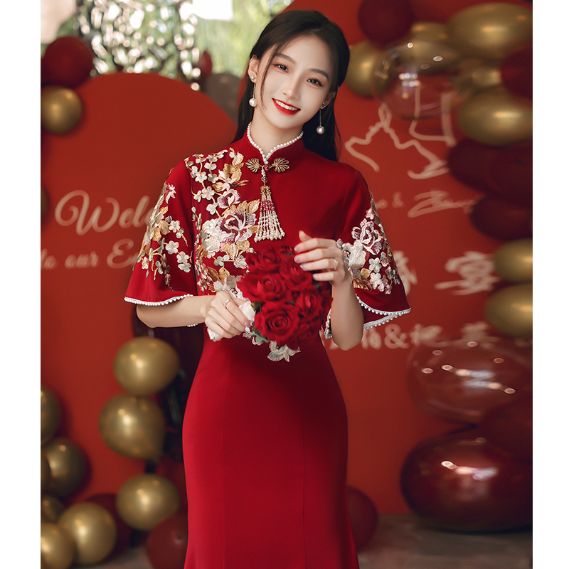 ชุดราตรี ชุดราตรีสวยหรู แบบ ทันสมัย Evening dress