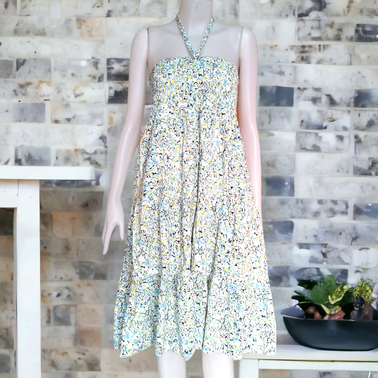 Dress4748 เดรสยาวสม็อครอบอก ใส่เป็นกระโปรงได้ มีสายผูกคอ ผ้าคอตตอนยีนส์, ผ้าสกินนี่เนื้อดี งานสวยคลาสสิคดูดีดูน่ารักทรงนี้มีติดตู้ไว้ใส่ได้เรื่อยๆ