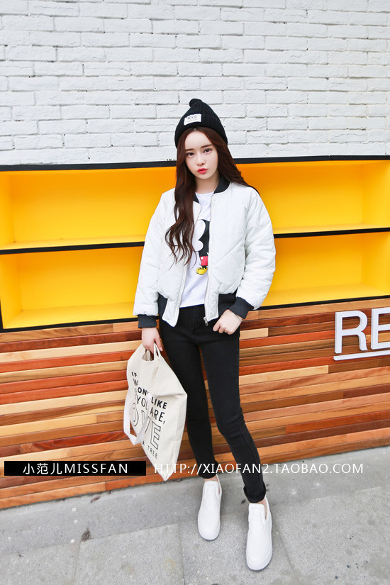 เสื้อโค้ทกันหนาว ปักลายตาราง ผ้าโพลิเนื้อดีกันลม ซิปหน้า จั๊มเอวจั๊มแขน น่ารัก เกาหลีมากๆ