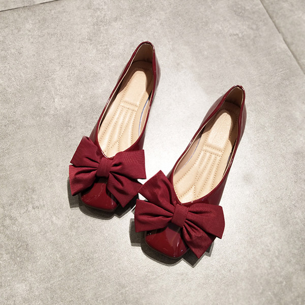 รองเท้าคัทชูผู้หญิง สีแดง เรดชูว์