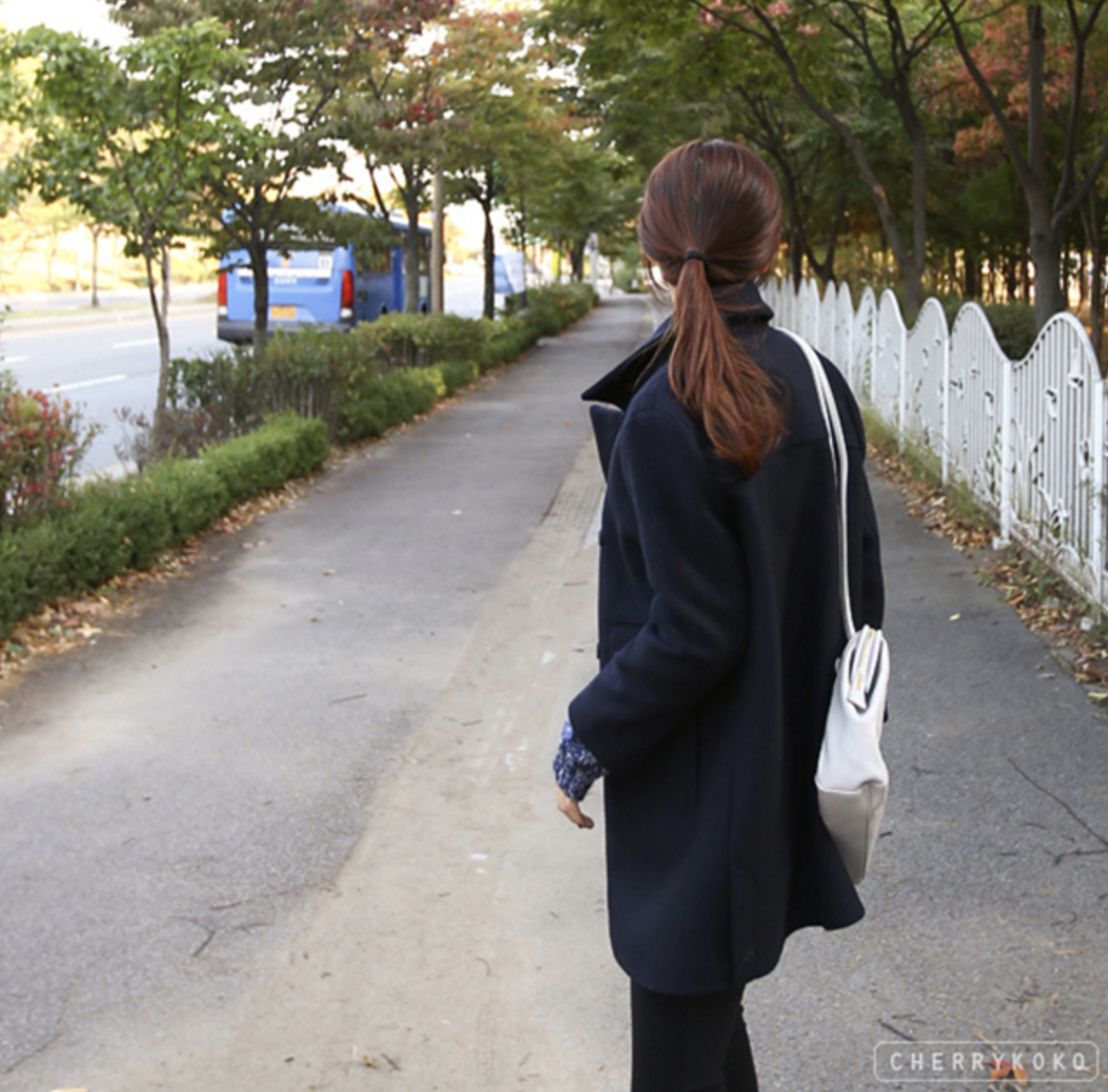 เสื้อโค้ทกันหนาว ทรงสวย ใส่ได้หลายแบบ ผ้าดีบุซับในกันลม พร้อมส่ง กรมท่า