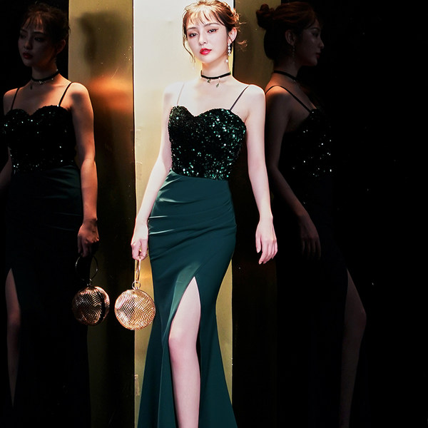 ชุดราตรี ชุดราตรีสวยหรู แบบ ทันสมัย Evening dress