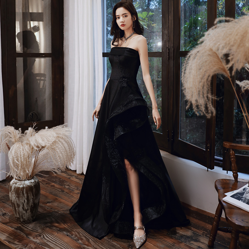 ชุดราตรี ชุดราตรีสวยหรู แบบ ทันสมัย Evening dress