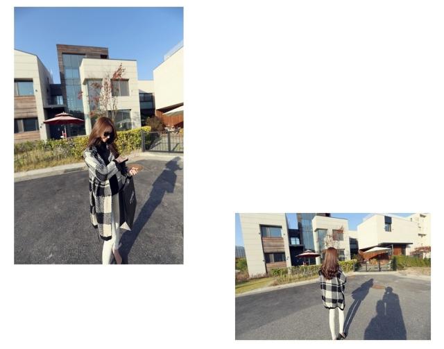 เสื้อกันหนาว ผ้าทอลายตาราง ตัวโคล่ง ทรงสวย สีครีมดำ งานดีสวยเหมือนแบบ พร้อมส่งเลยจ้า ครีมดำ