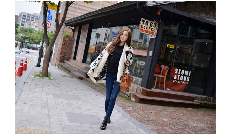 เสื้อกันหนาวไหมพรมถัก ทรงสวย แต่งลายเก๋ ครีม-ดำ ครีม-ดำ ครีม-ดำ