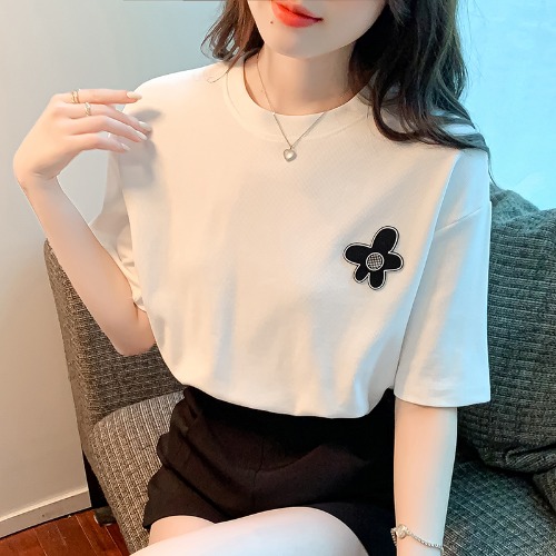 เสื้อเชิ้ตแขนยาววัยรุ่น ลายสวยๆ แบรนด์ YIL AN