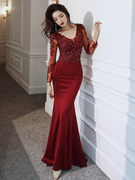 ชุดราตรี ชุดราตรีสวยหรู แบบ ทันสมัย Evening dress