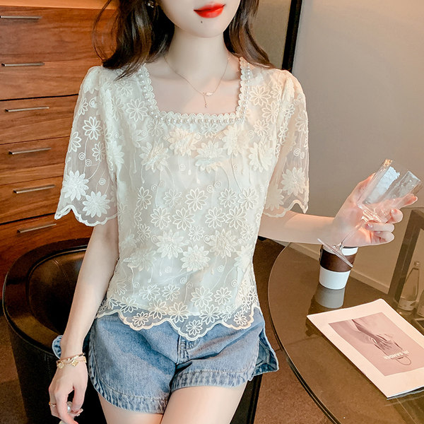 เสื้อลูกไม้ แขนสั้น