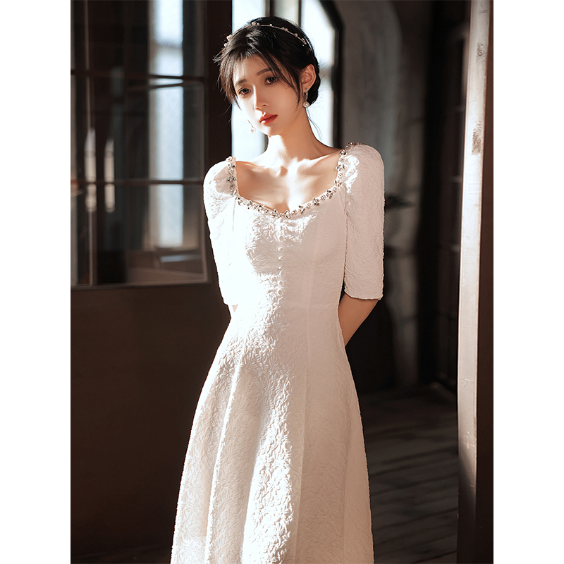 ชุดราตรี ชุดราตรีสวยหรู แบบ ทันสมัย Evening dress