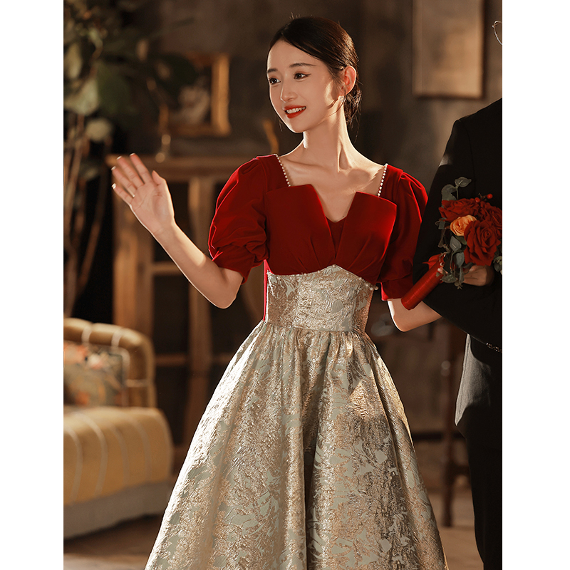 ชุดราตรี ชุดราตรีสวยหรู แบบ ทันสมัย Evening dress