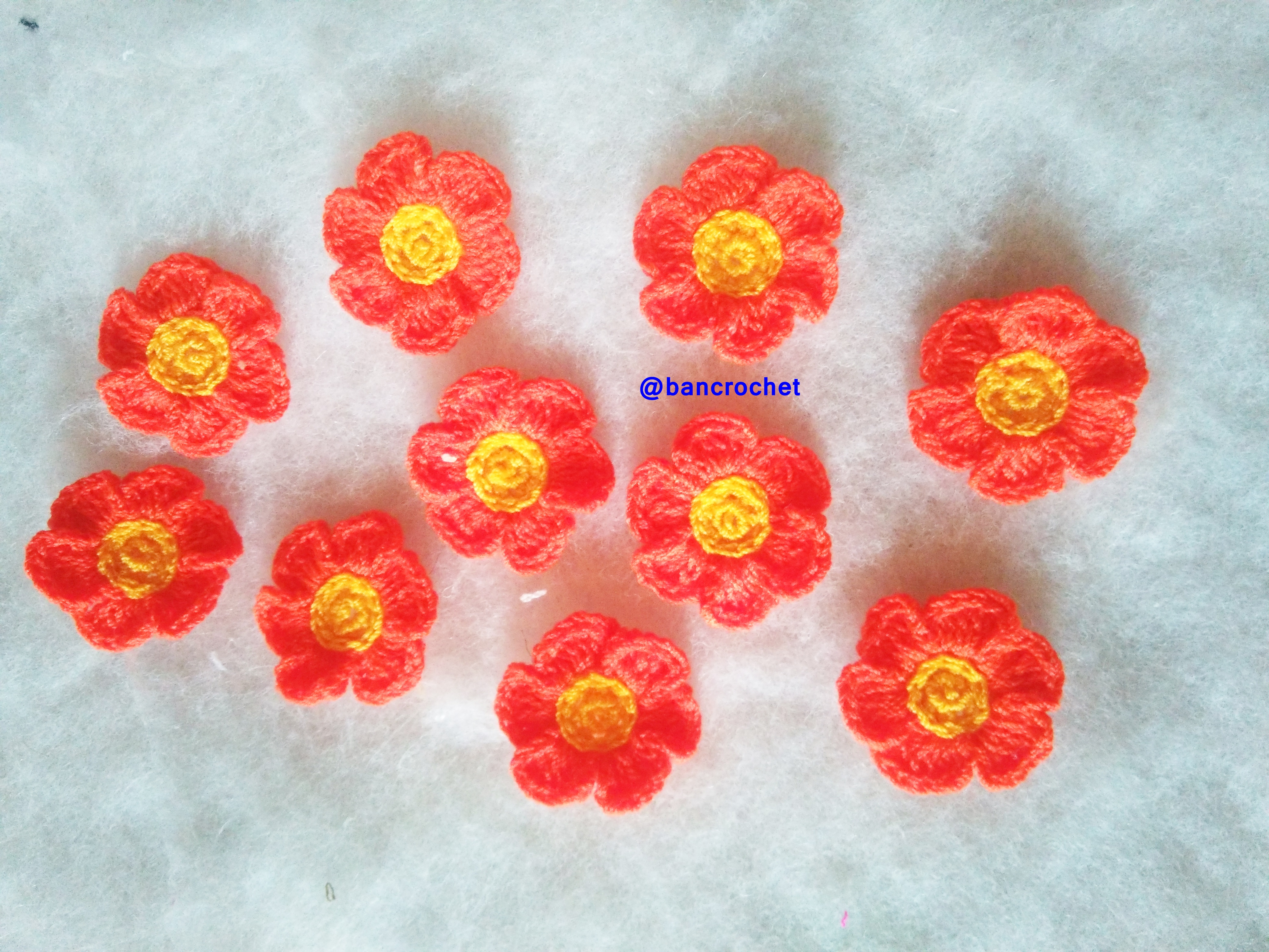 Bancrochet ดอกไม้ถักโครเชต์ crochet flowers ส้ม 3 cm