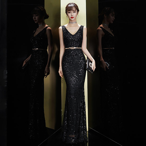 ชุดราตรี ชุดราตรีสวยหรู แบบ ทันสมัย Evening dress