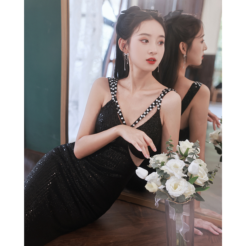 ชุดราตรี ชุดราตรีสวยหรู แบบ ทันสมัย Evening dress