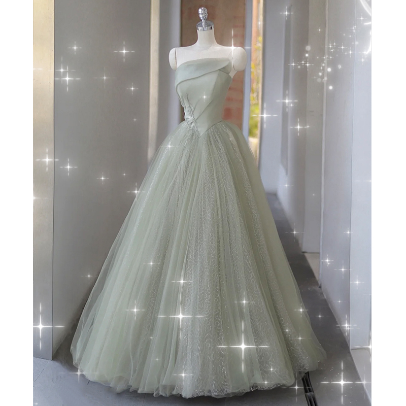 ชุดราตรี ชุดราตรีสวยหรู แบบ ทันสมัย Evening dress