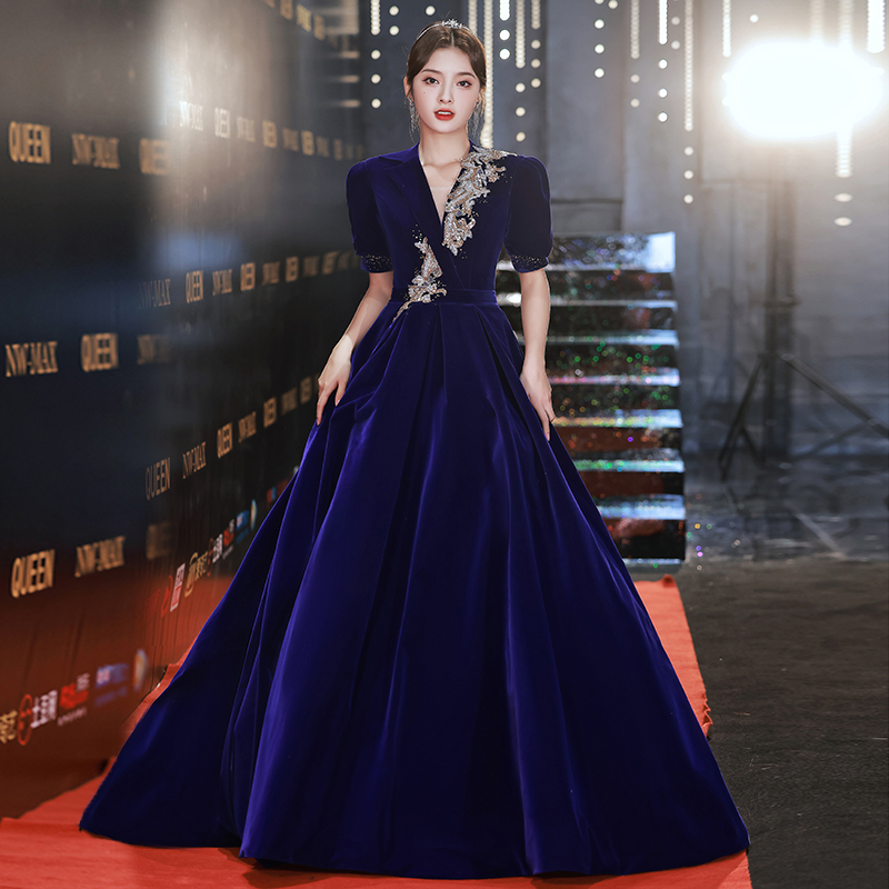 ชุดราตรี ชุดราตรีสวยหรู แบบ ทันสมัย Evening dress