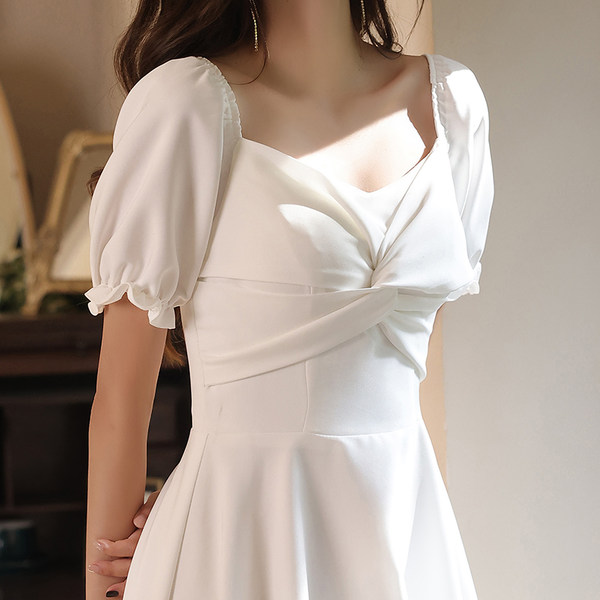 ชุดราตรี ชุดราตรีสวยหรู แบบ ทันสมัย Evening dress