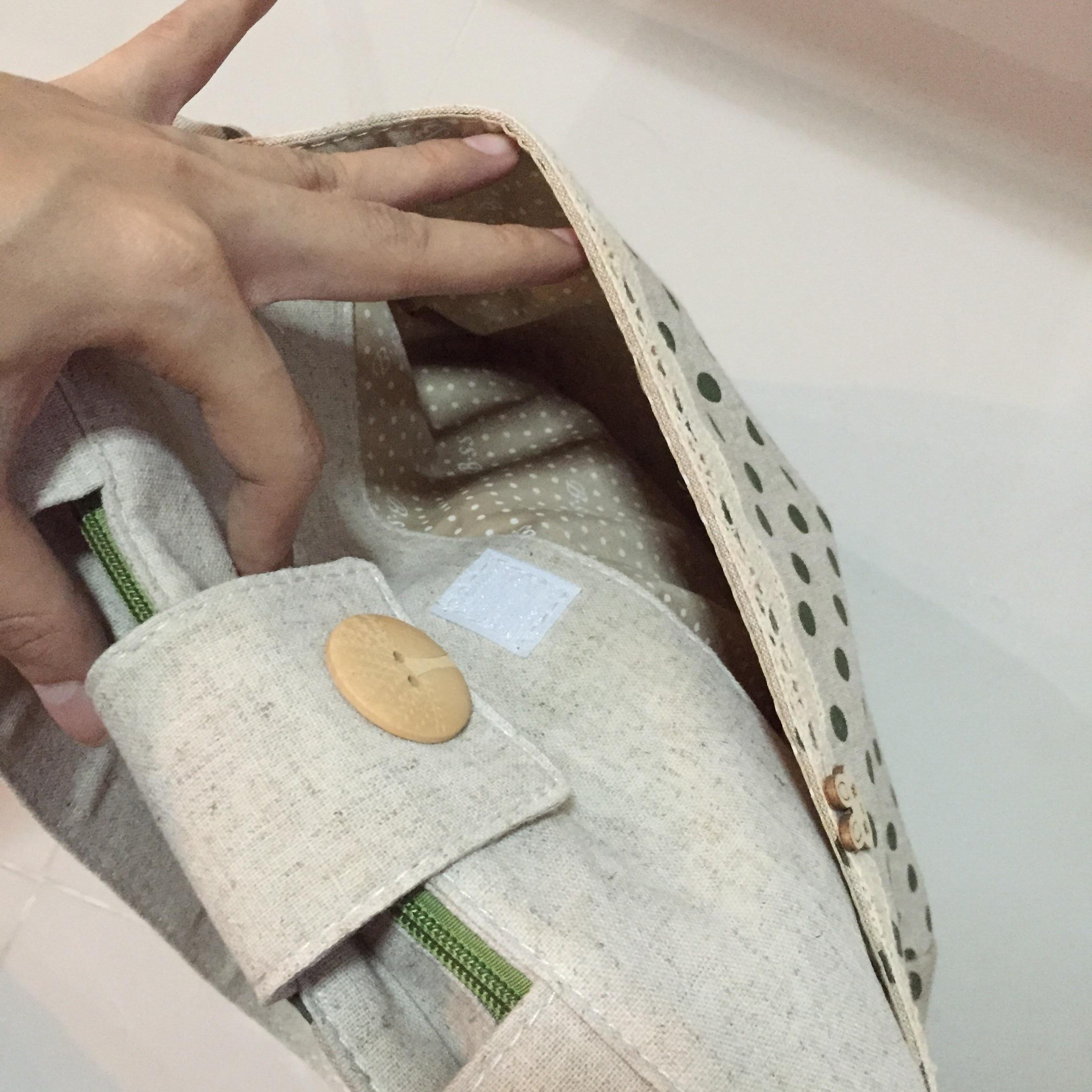 กระเป๋าผ้าใบกลาง จุของได้เยอะ ใครชอบแนวนี้จัดเลยค่ะ