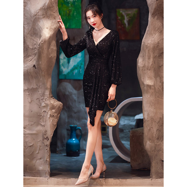 ชุดราตรี ชุดราตรีสวยหรู แบบ ทันสมัย Evening dress
