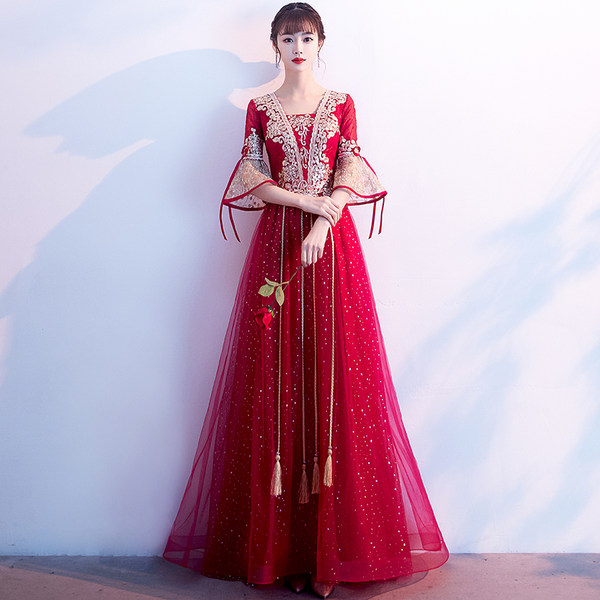 ชุดราตรี ชุดราตรีสวยหรู แบบ ทันสมัย Evening dress