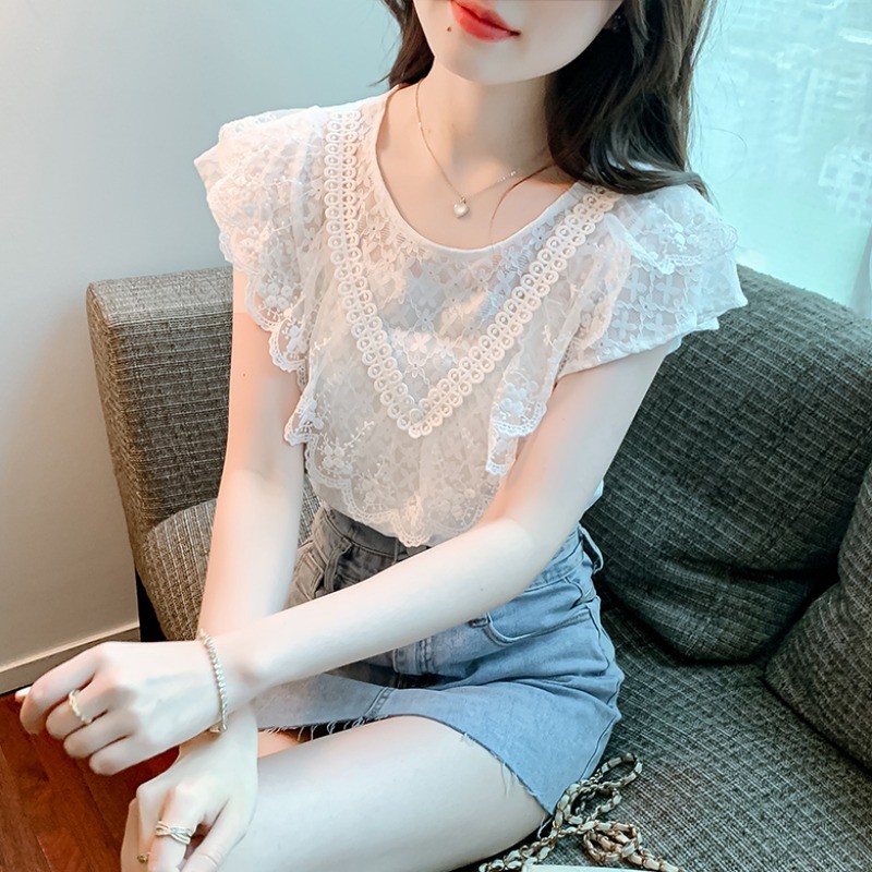 เสื้อลูกไม้ แขนสั้น
